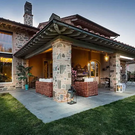 Otto Luxury Tuscan With Pool וילה Orentano